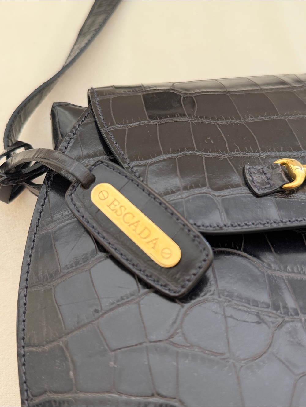 Escada Bag - Picture 12 of 12